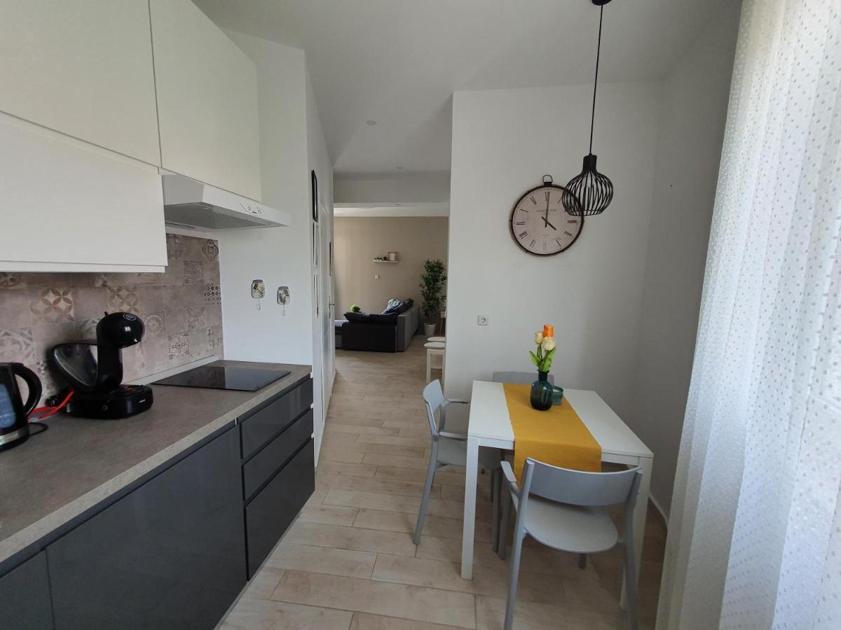 Apartment Danijela Novalja Dış mekan fotoğraf